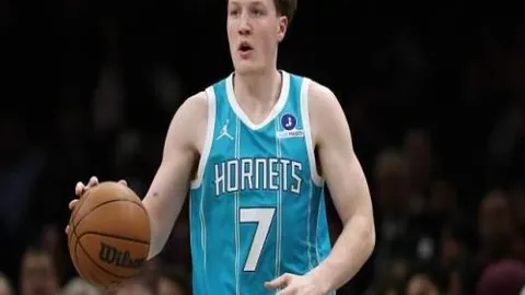 NBA季后赛G5马刺对开拓者，专家胜负格局分析